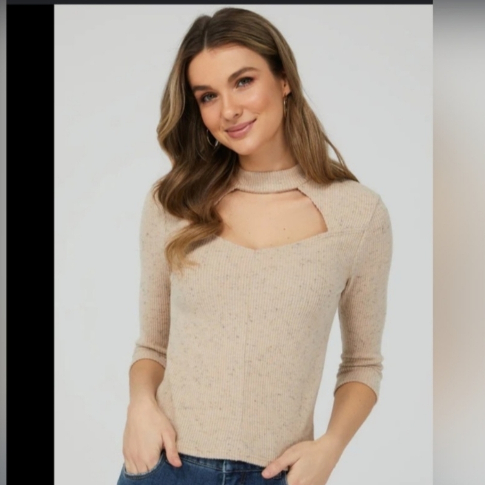 Suzy Shier Top Size: Large